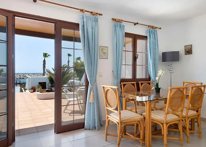 Puerto Chico 5 דירה *