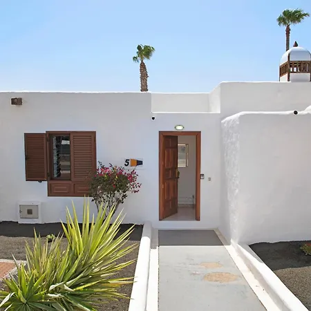 Puerto Chico 5 *