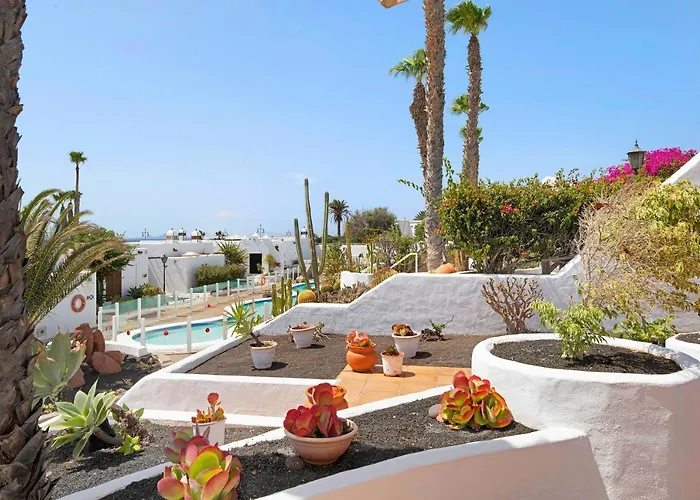 Apartment Puerto Chico 5